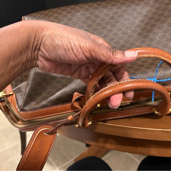 Celine Duffle Bag call out..slight rubbing on edges..Dimensions:17.5W/9inH/7inD - Picture 6 of 16